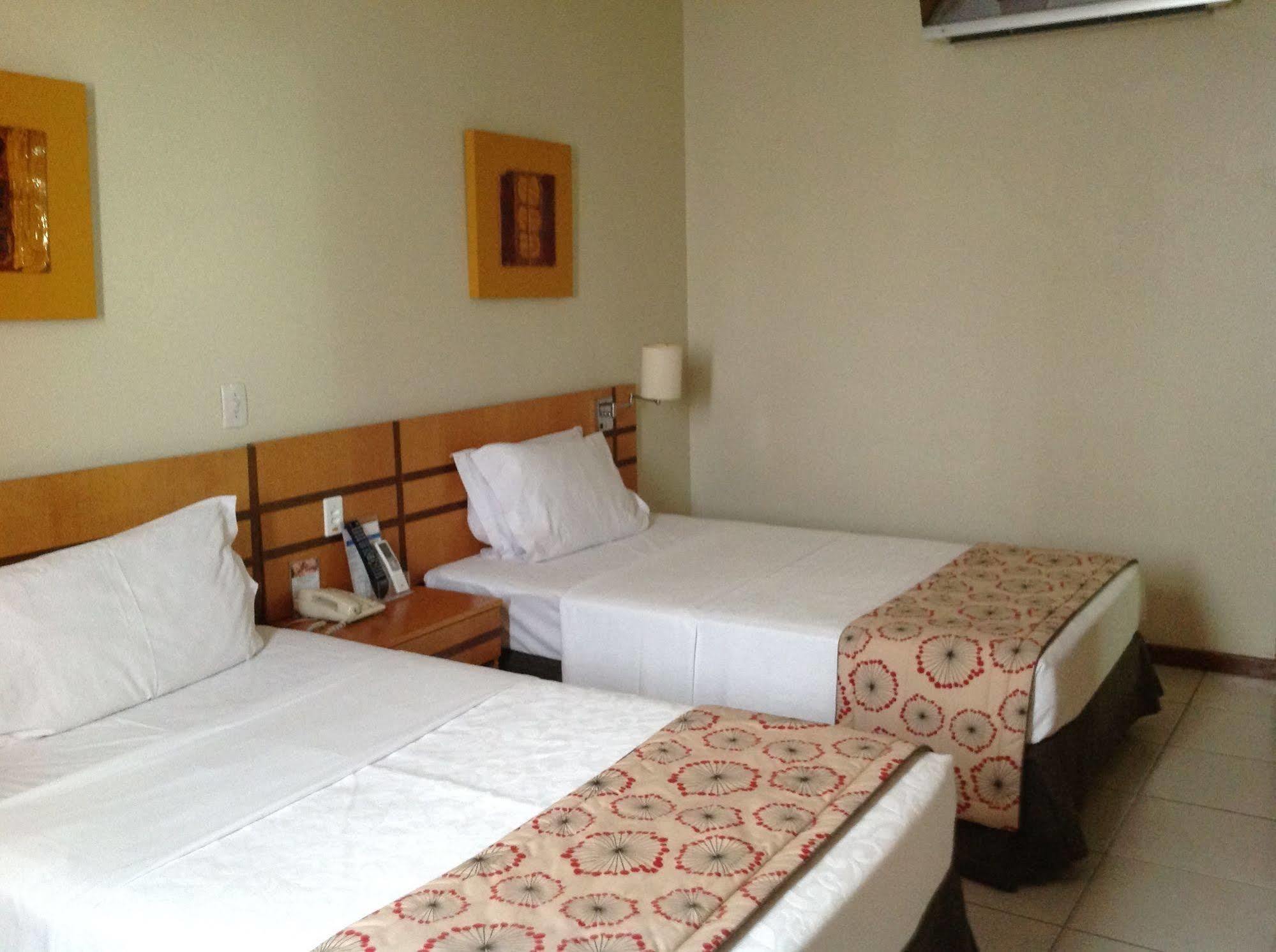 Vitoria Praia Hotel エクステリア 写真